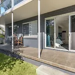Seawest 1 - Entrance Harbour Street