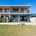 Peninsula Court 5 - Ljhooker Yamba