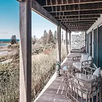 Bay Properties . Pacific Lodge Studio