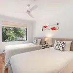 Catch And Retreat