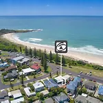 Pippis On Pacific