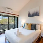 The Surf Pad - Oceanstays