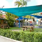Yamba Twin Pines Motel