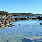 The Hideaway In Angourie - Hear The Waves Break On Spooky Beach