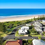 Spindrift Lowerdeck Beach Front Location! Wifi+++