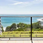 Convent Cove - Penthouse With Views Over Convent
