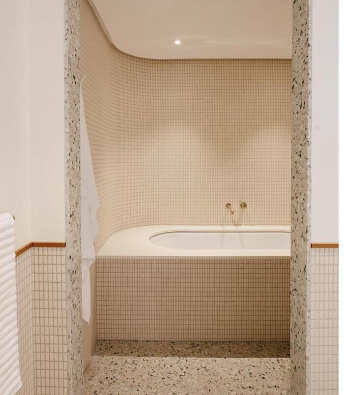Hotel The Surf Yamba