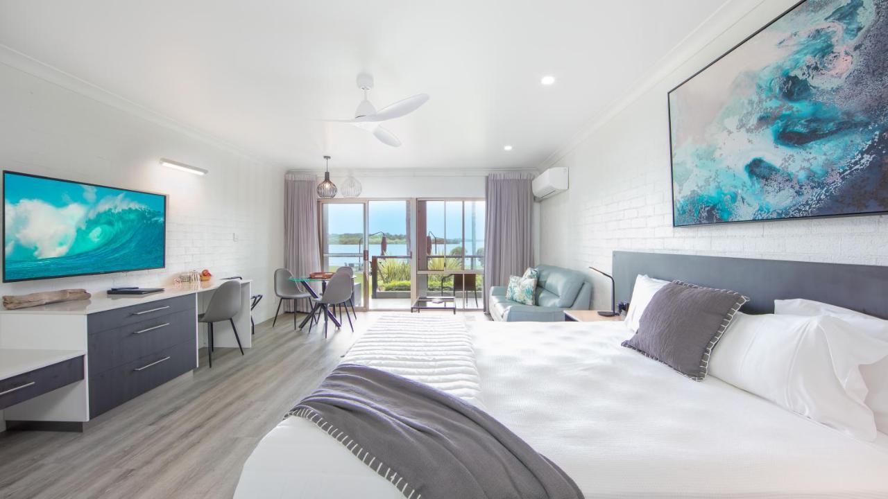 Moby Dick Waterfront Motel 3*