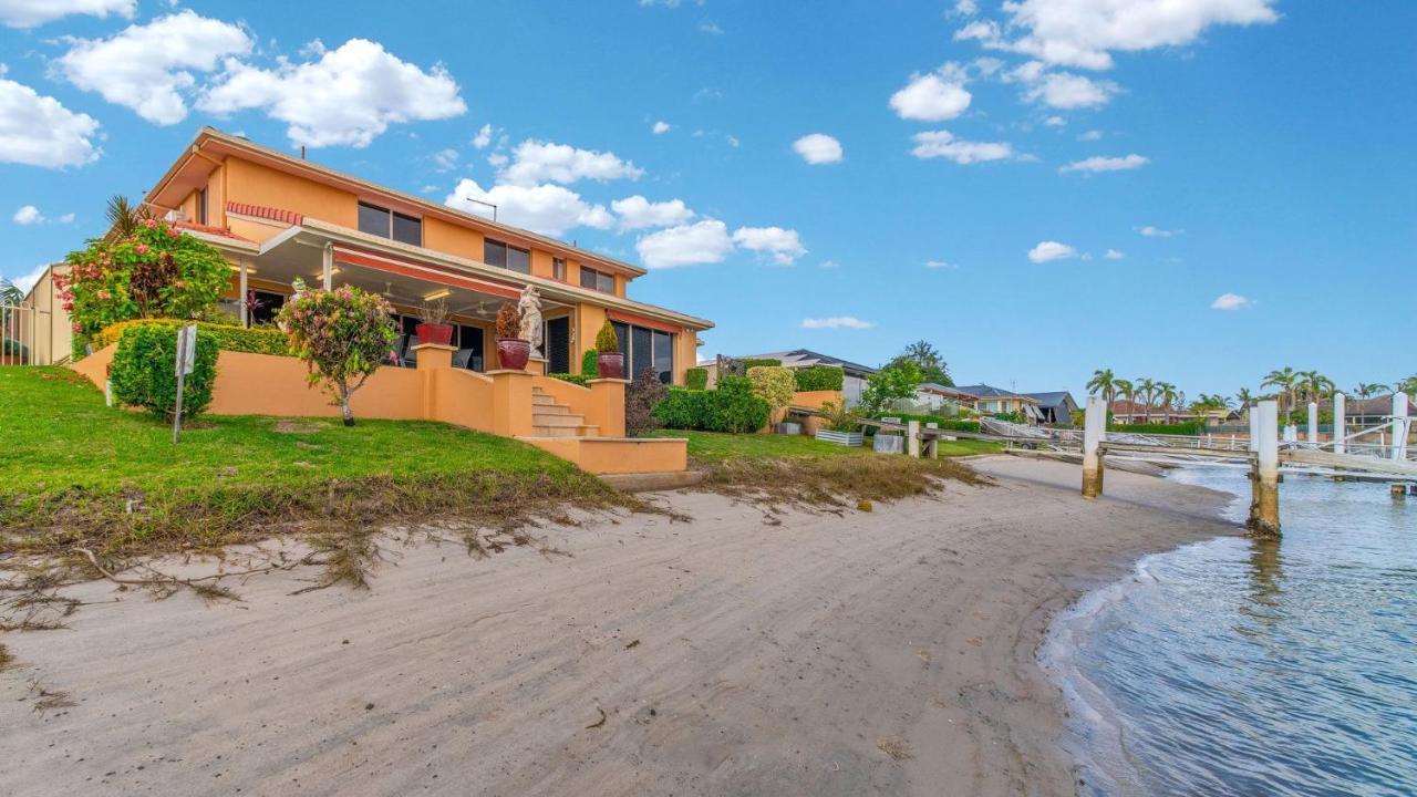 Point Paradiso - Glorious Waterfront Holiday home *