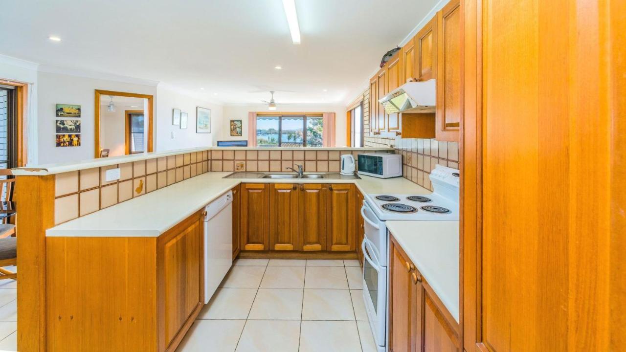 Peninsula Court - Unit 1 Apartment