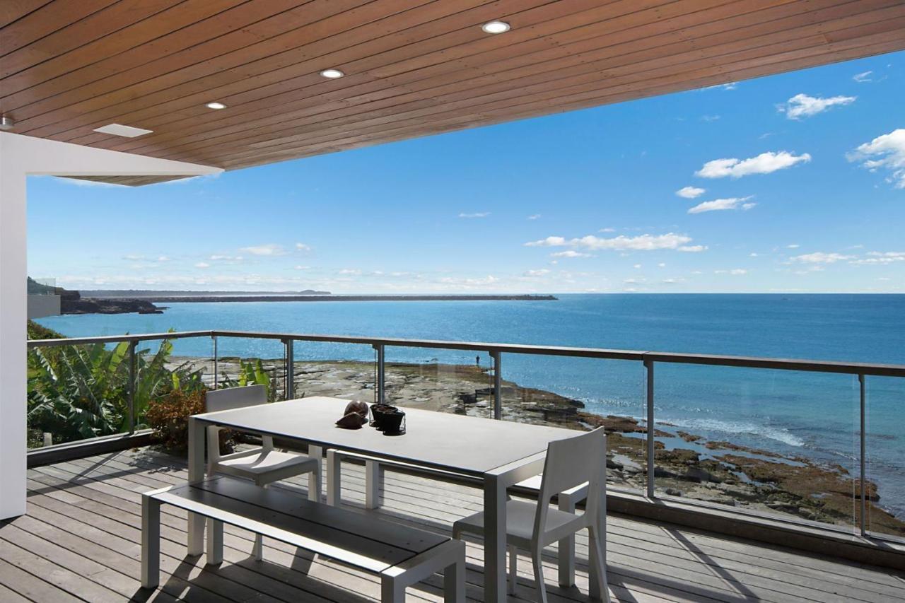 Apartment On The Rocks - Beachfront To Convent *