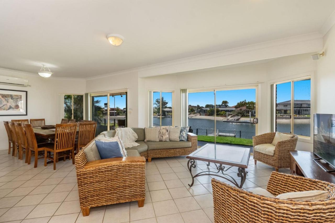 Holiday home Ponderosa - Pet Friendly Waterfront