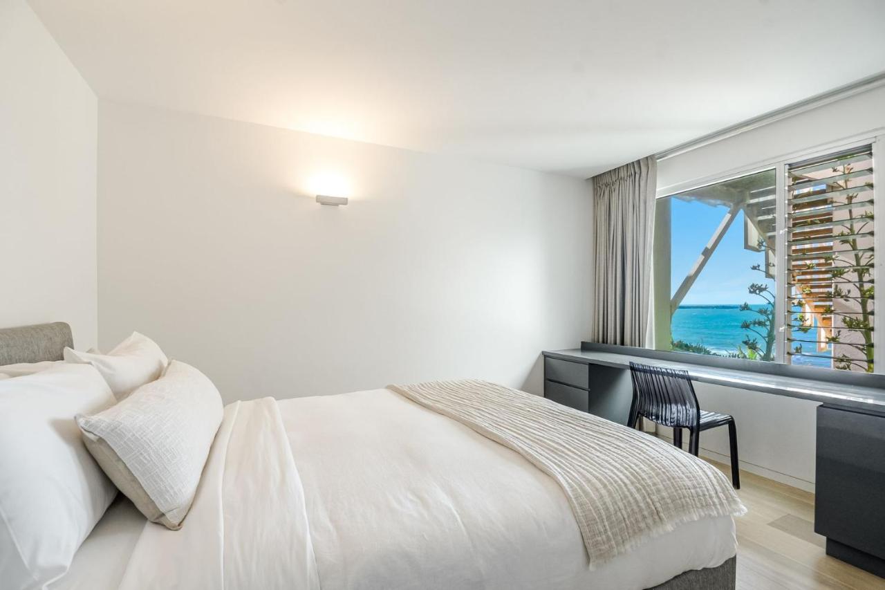 On The Rocks - Beachfront To Convent Apartment Yamba