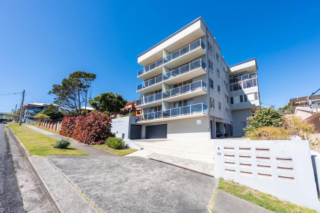 Apartment Towers 1 - Ljhooker *