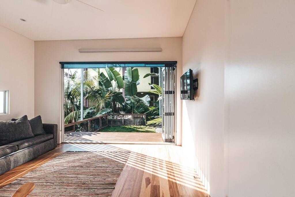 Apartment Bay . The Big Chill Yamba