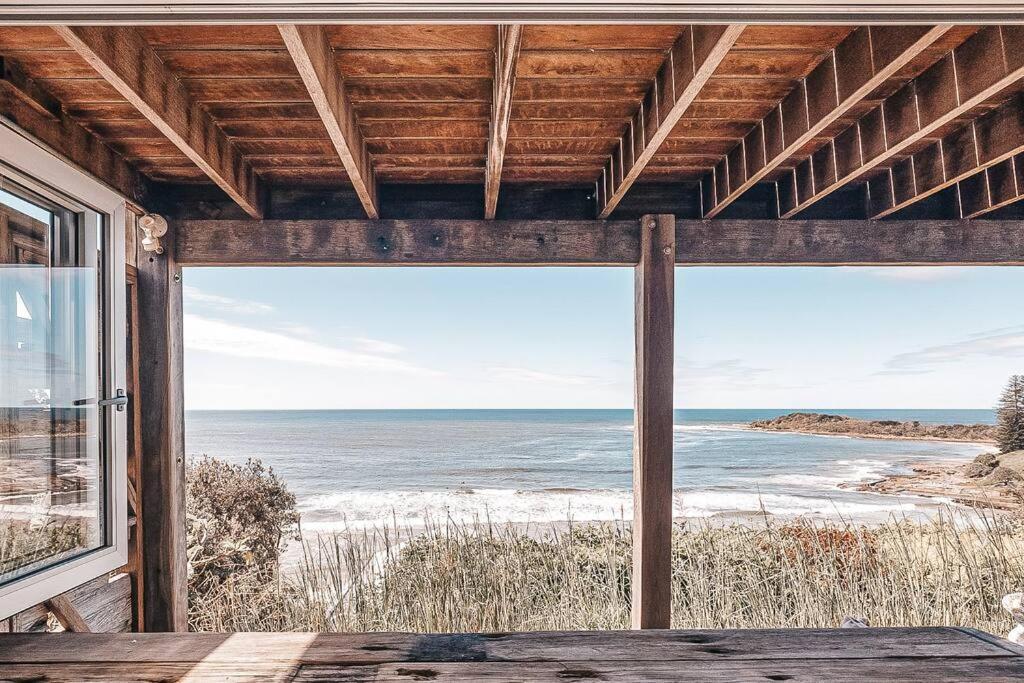 Bay . Pacific * Yamba