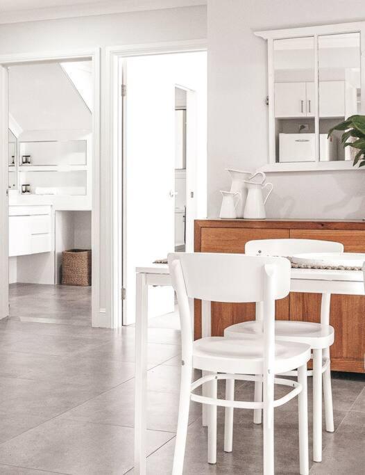 Apartment Bay . Summer Salt On Main Yamba