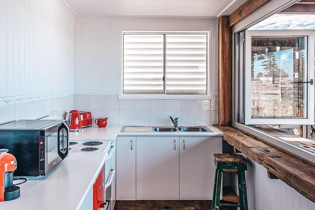 Bay . Pacific Apartment *