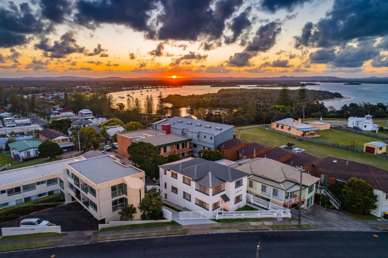 Bella Bay 1 Downstairs Unit - Prime Location *