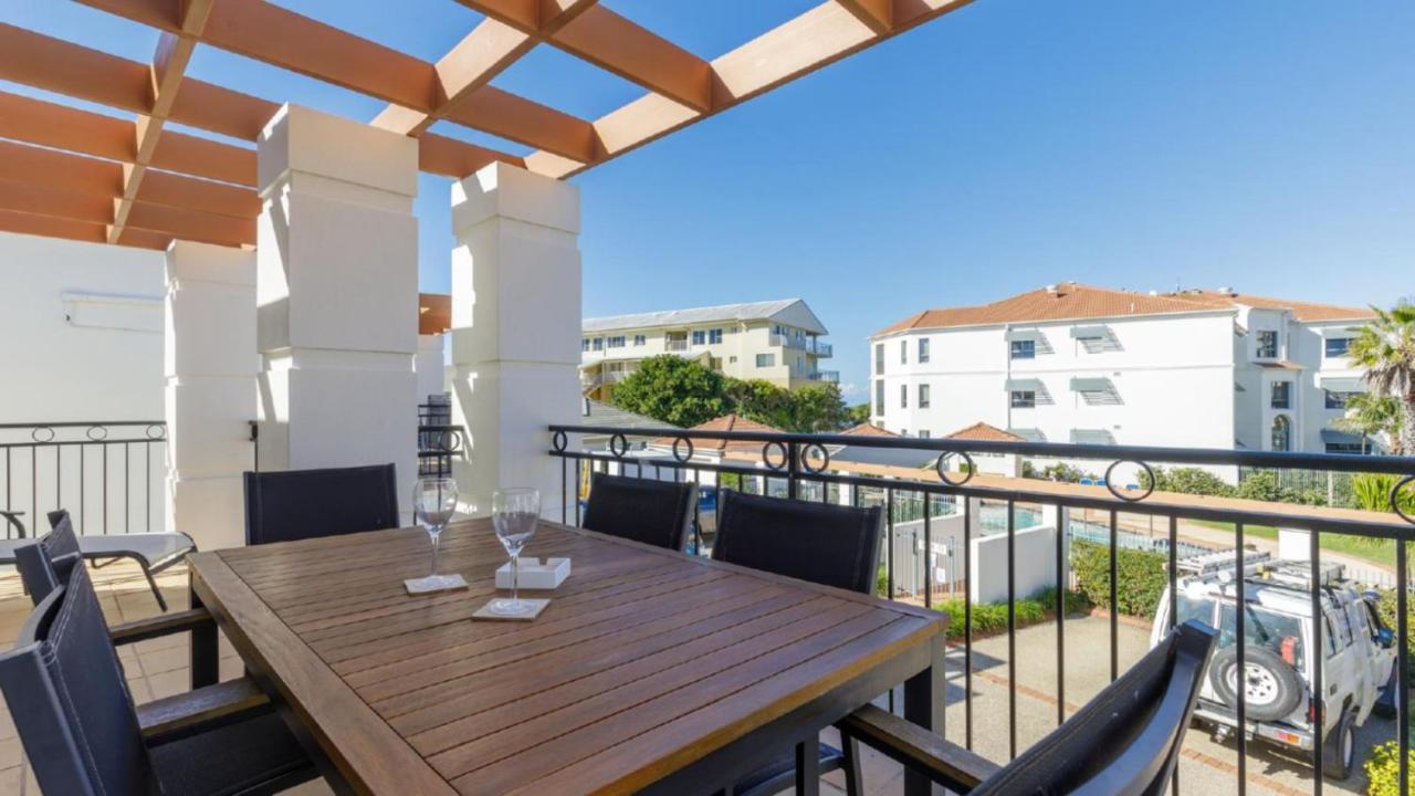 Breakers Block 5 Unit 6 Yamba