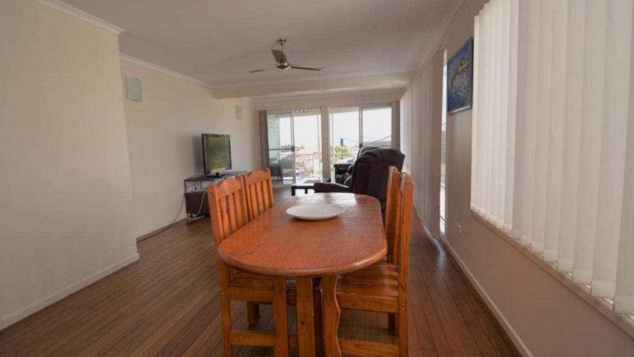 1 5 Pilot Street * Yamba