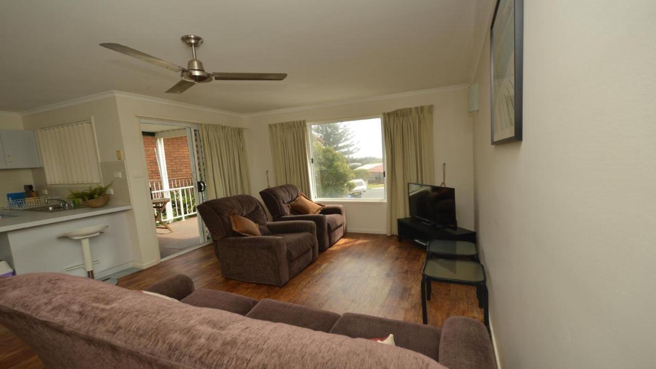 Unit 2 5 Pilot St Holiday home