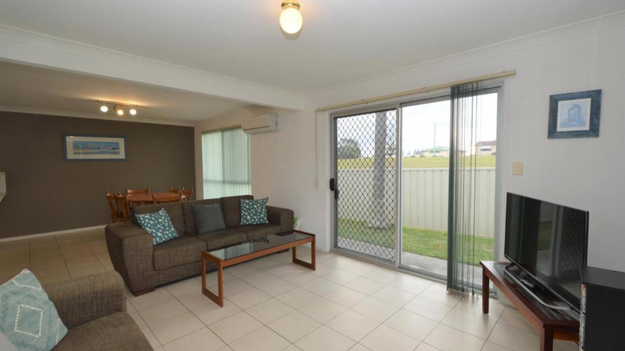 Sunnyvale Unit 1 Holiday home Yamba