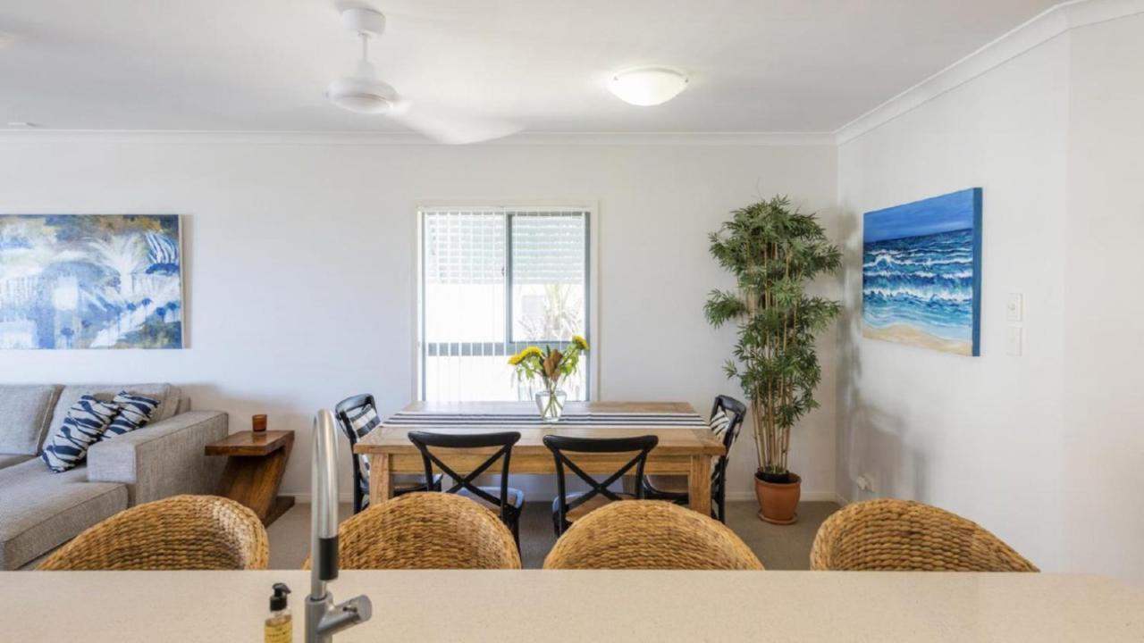 Breakers 2 - 8, 18 - 20 Pacific Parade Holiday home