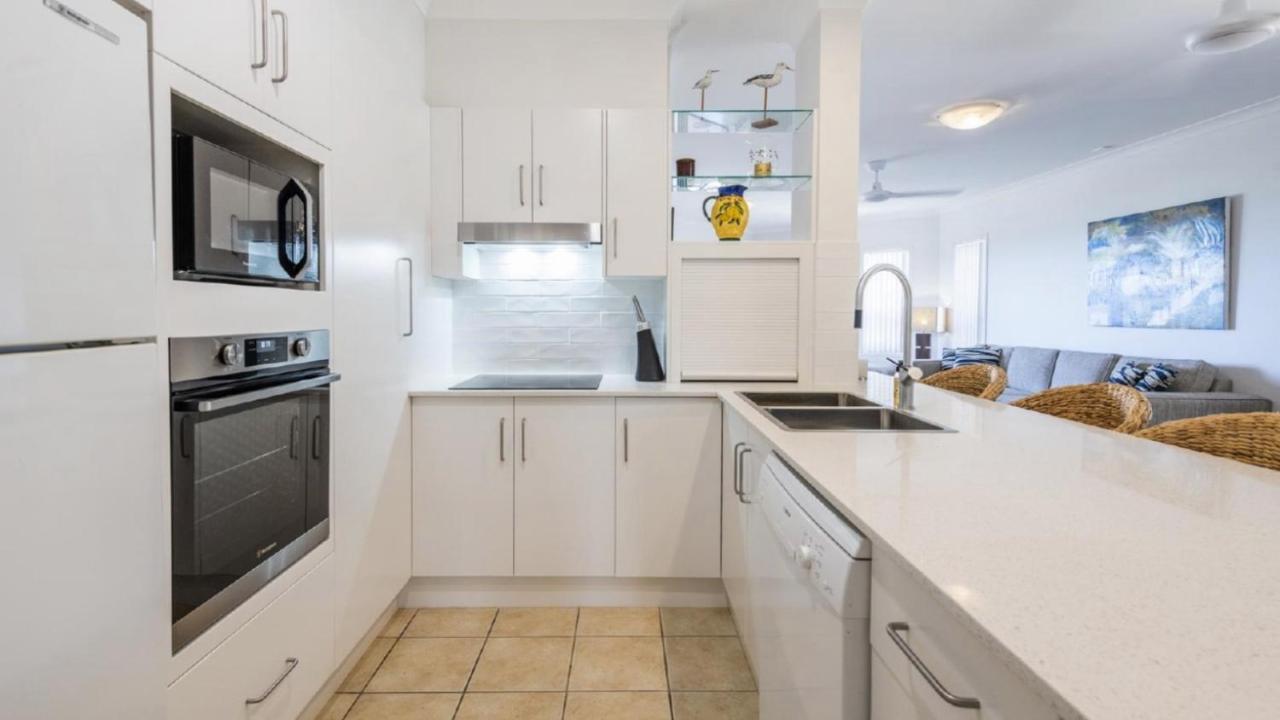Breakers 2 - 8, 18 - 20 Pacific Parade Holiday home *