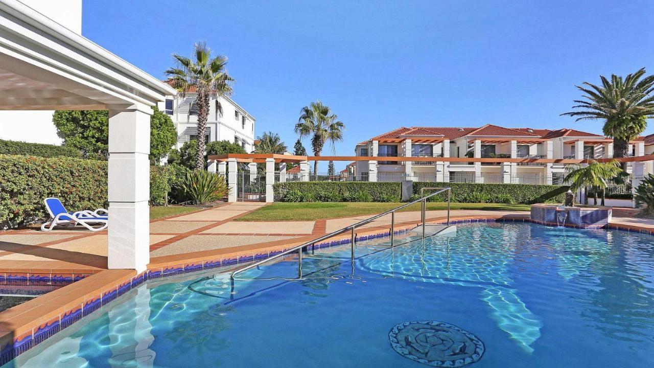 Holiday home Breakers 2 - 8, 18 - 20 Pacific Parade Yamba