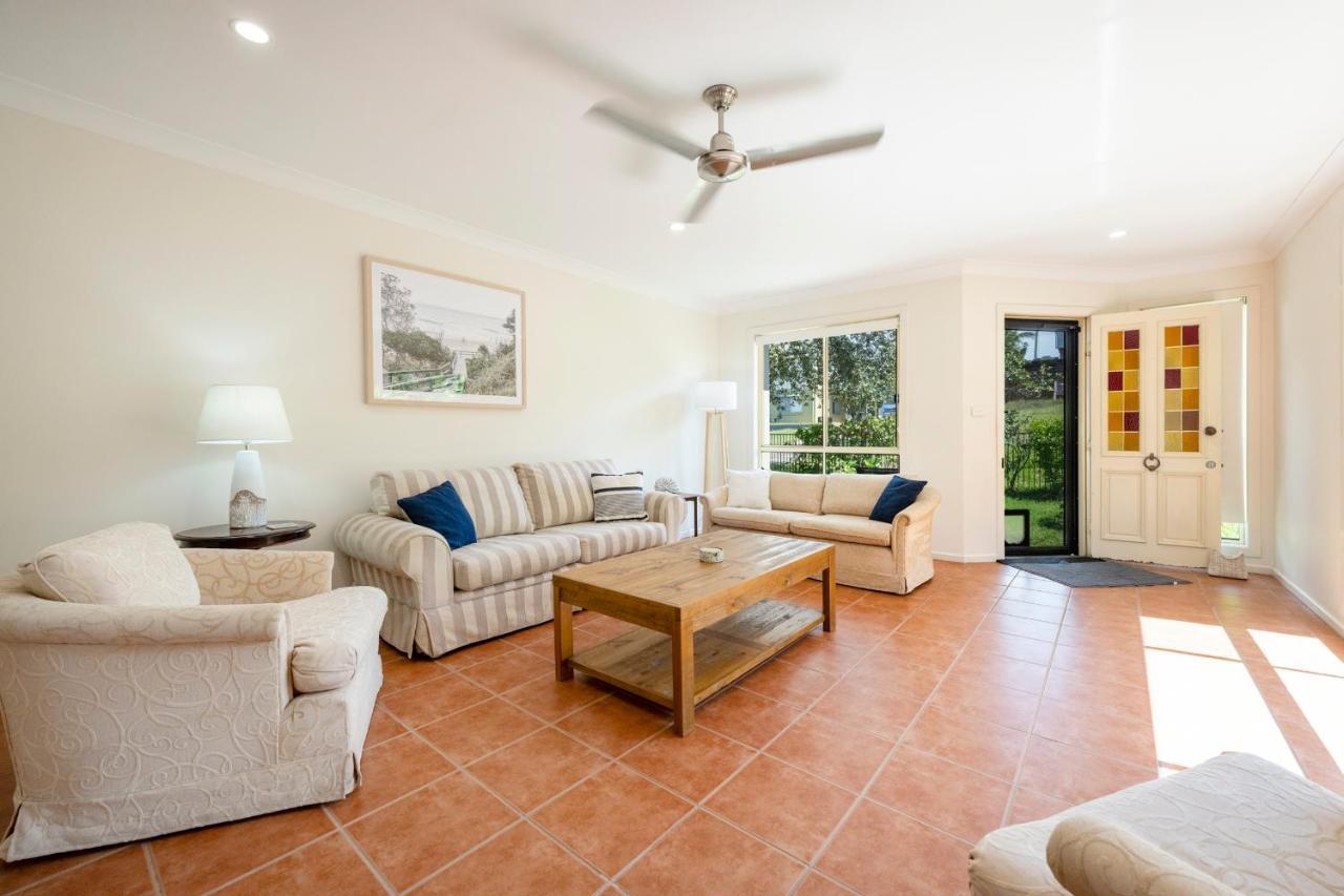 Four Beaches - Ljhooker *