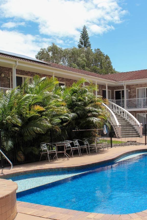 Aston Motel