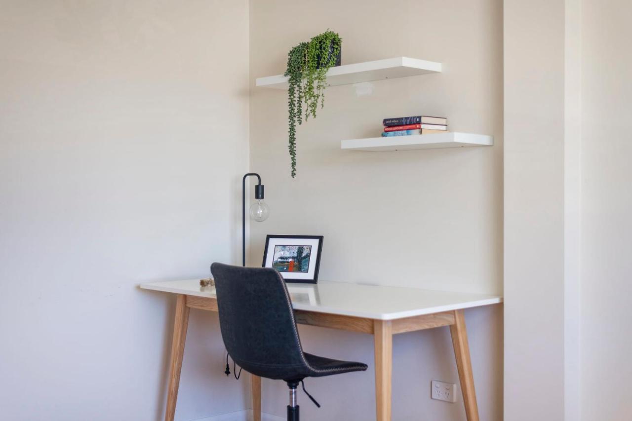 Summer Sky - Oceanstays Apartment