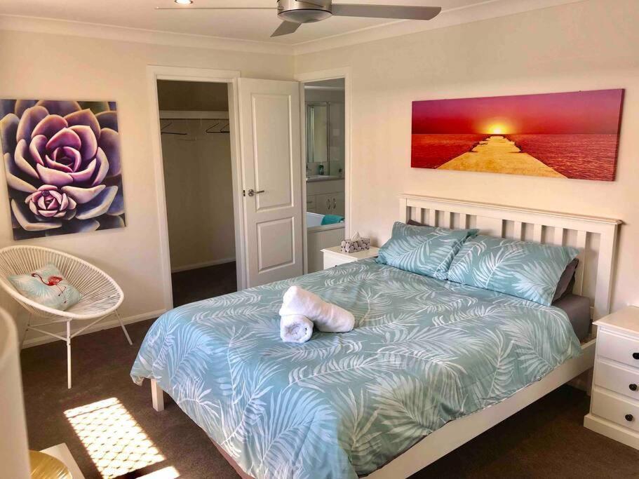 Holiday home Deluxe Escape! Central, New & Spacious 3 Bed *