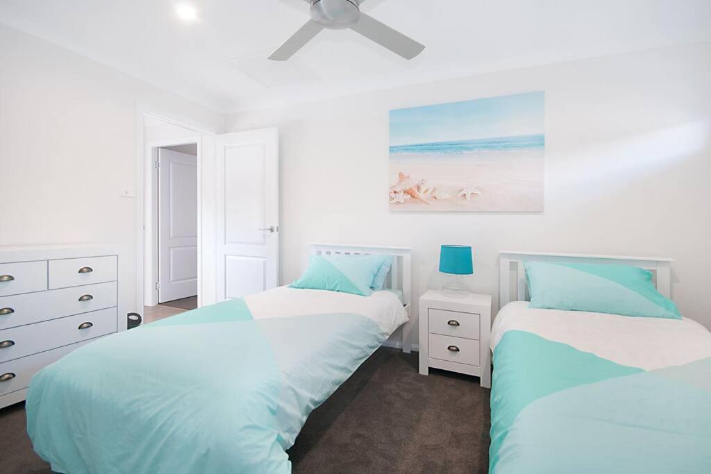 Holiday home Luxury Townhouse! Walking Distance To Everything!