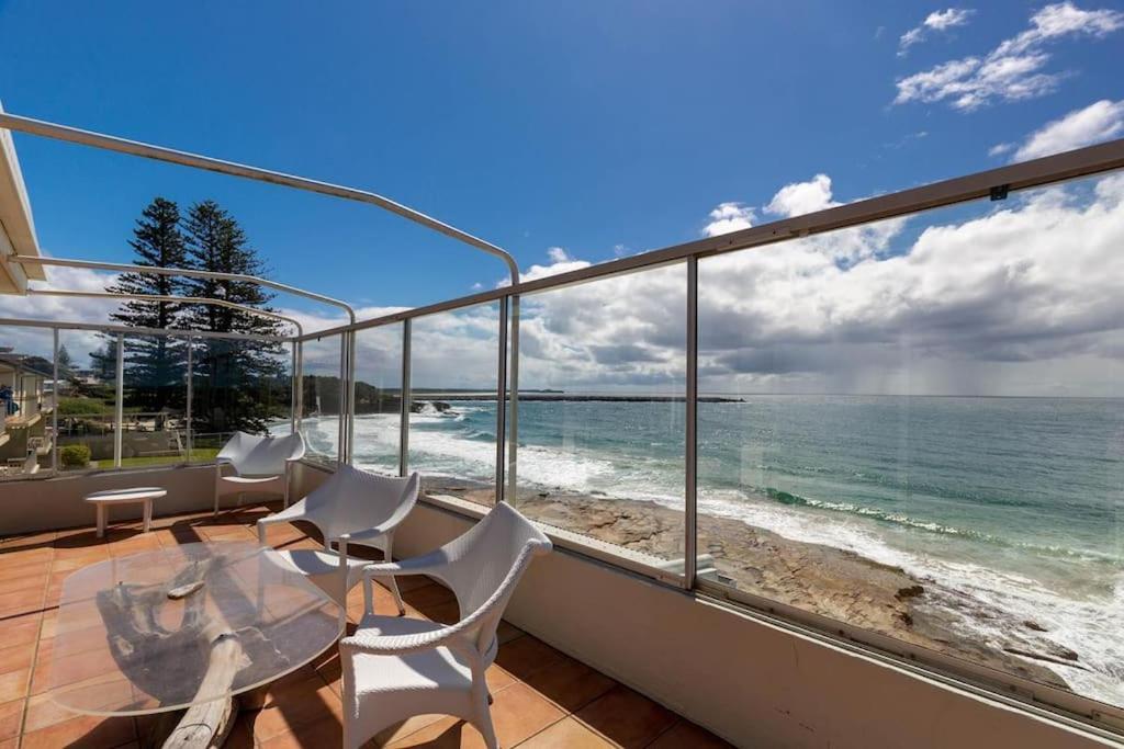 Holiday home Luxe Oceanfront Penthouse! Yamba's Suncrest 5 Yamba