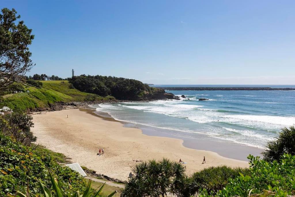 Luxe Oceanfront Penthouse! Yamba's Suncrest 5 *