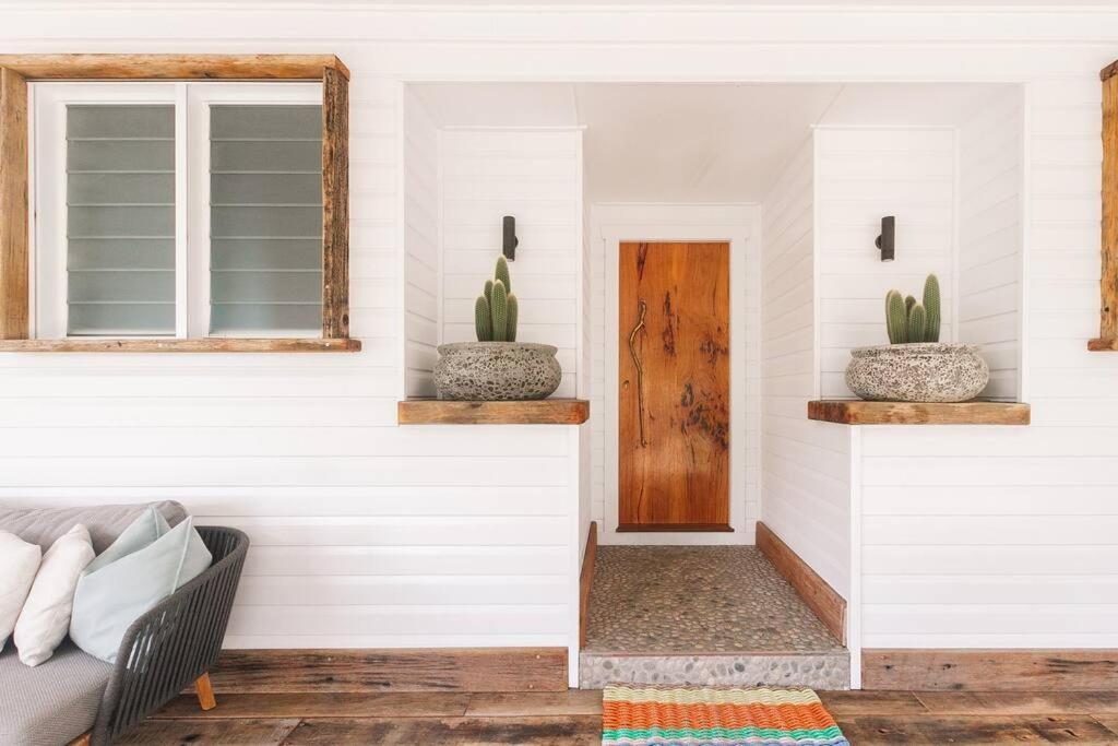 Shack On Main Apartment *