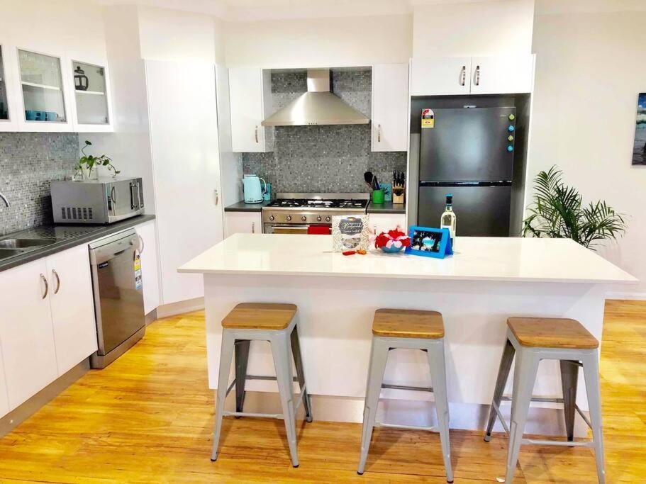 Deluxe Escape! Central, New & Spacious 3 Bed