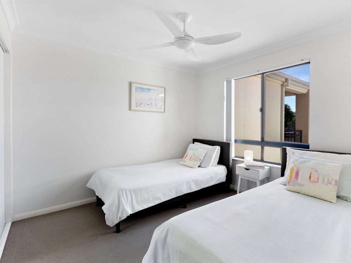 51 - The Sands * Yamba