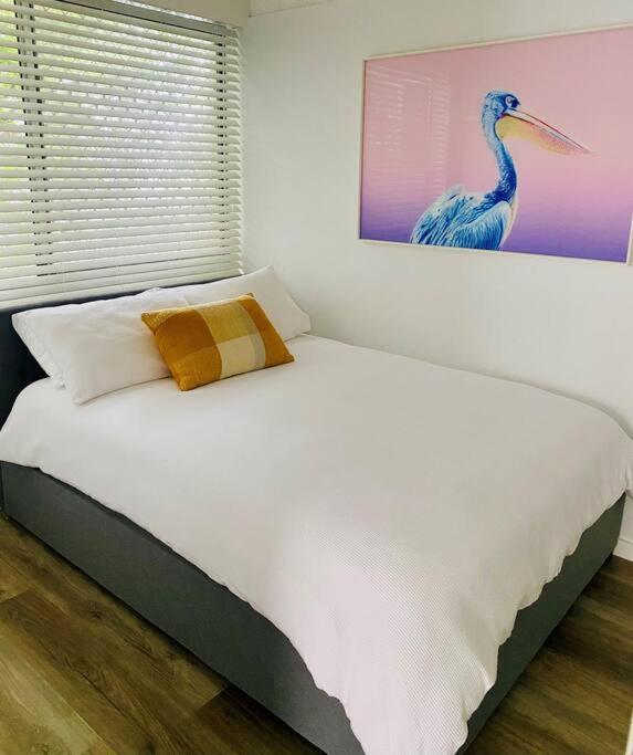 Apartment Totally Beachin' Two Bed, Prime Location Walk To Everything! Yamba