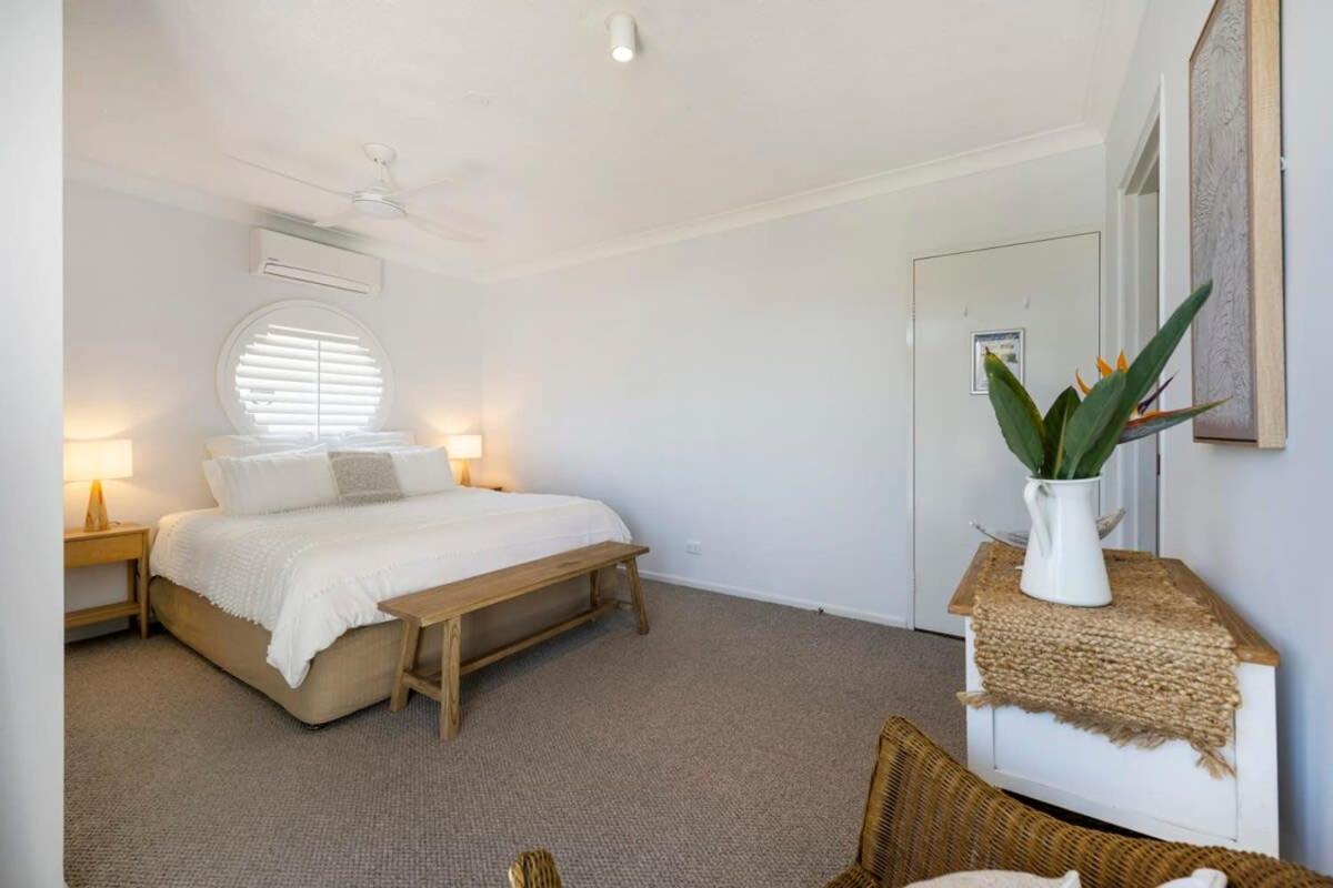Apartment La Ronde One - Unit 1 - Oceanstays *