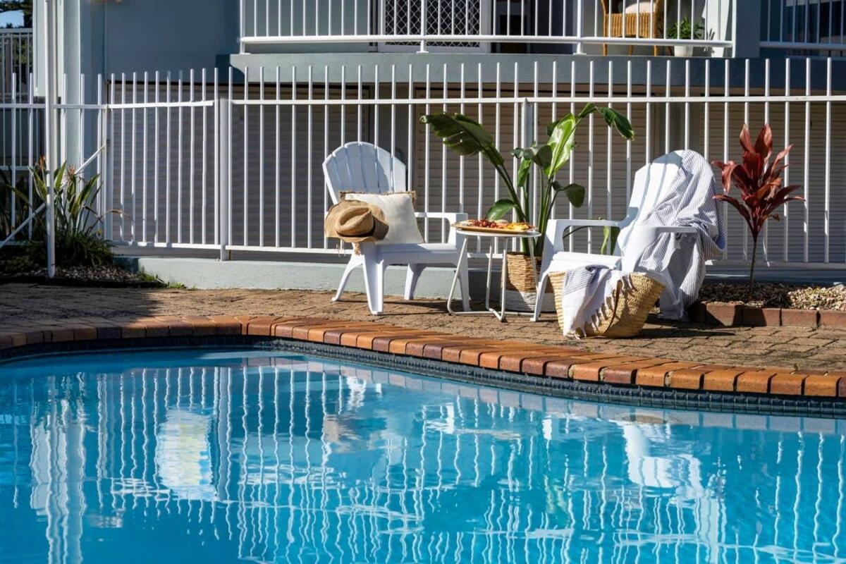 Apartment La Ronde One - Unit 1 - Oceanstays
