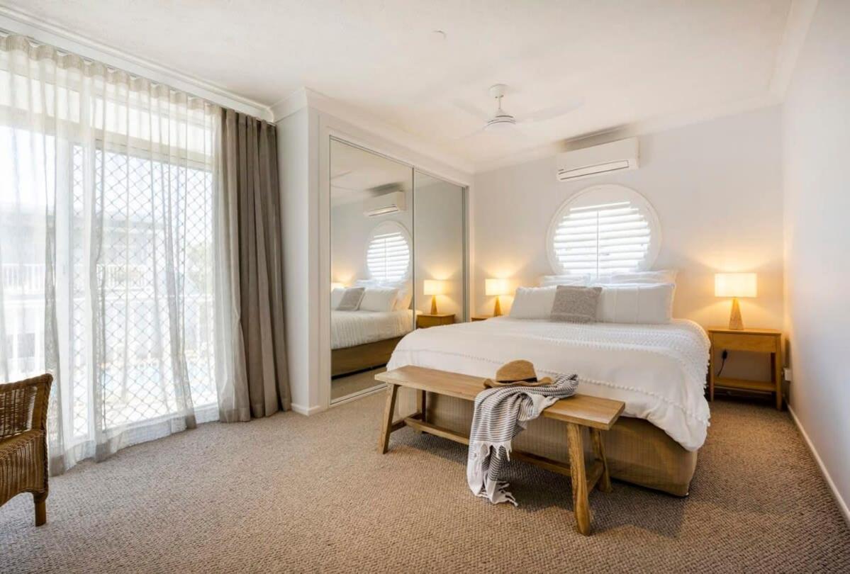 Apartment La Ronde One - Unit 1 - Oceanstays Yamba