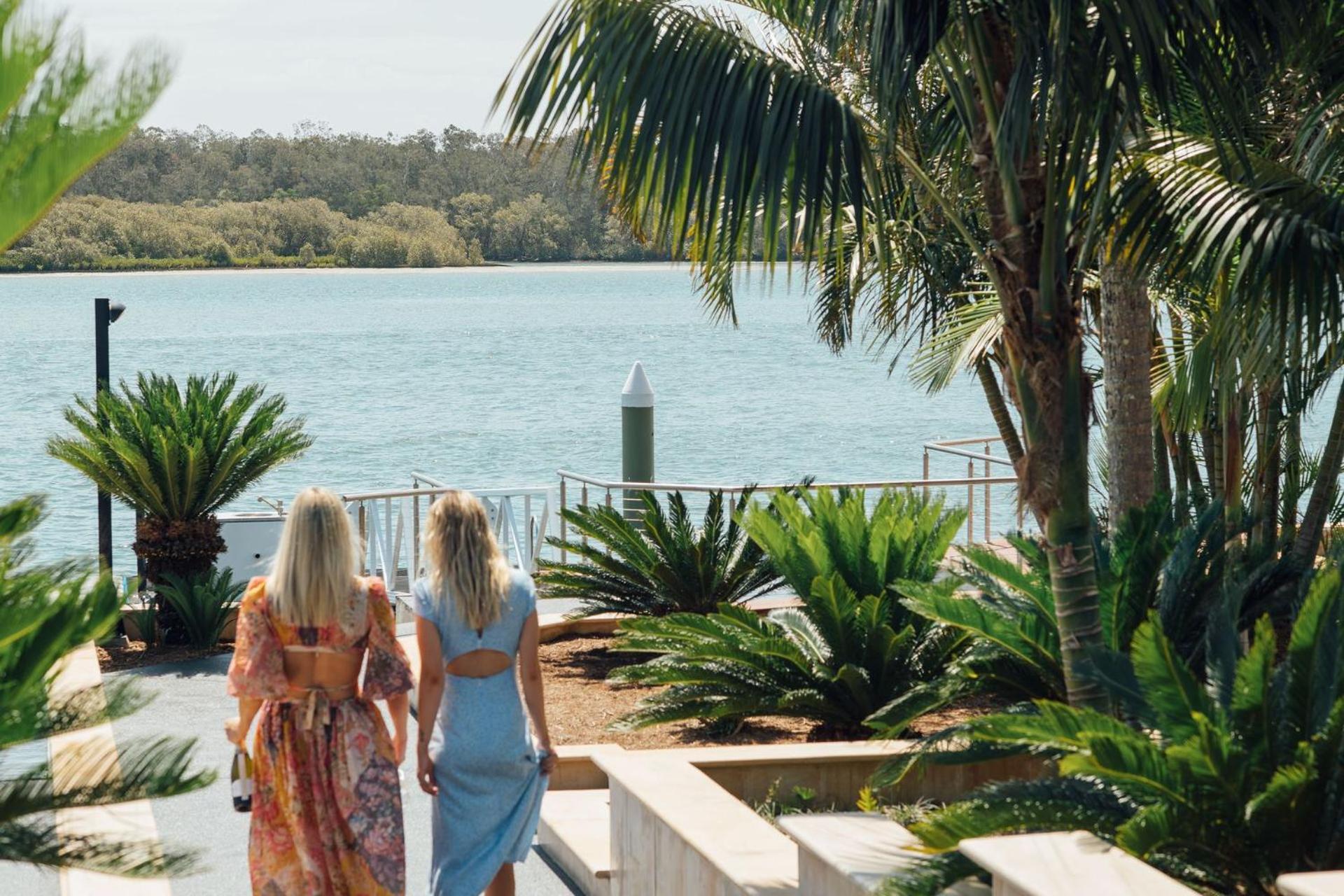 Jasmine Cove - Exclusive Waterfront Estate * Yamba