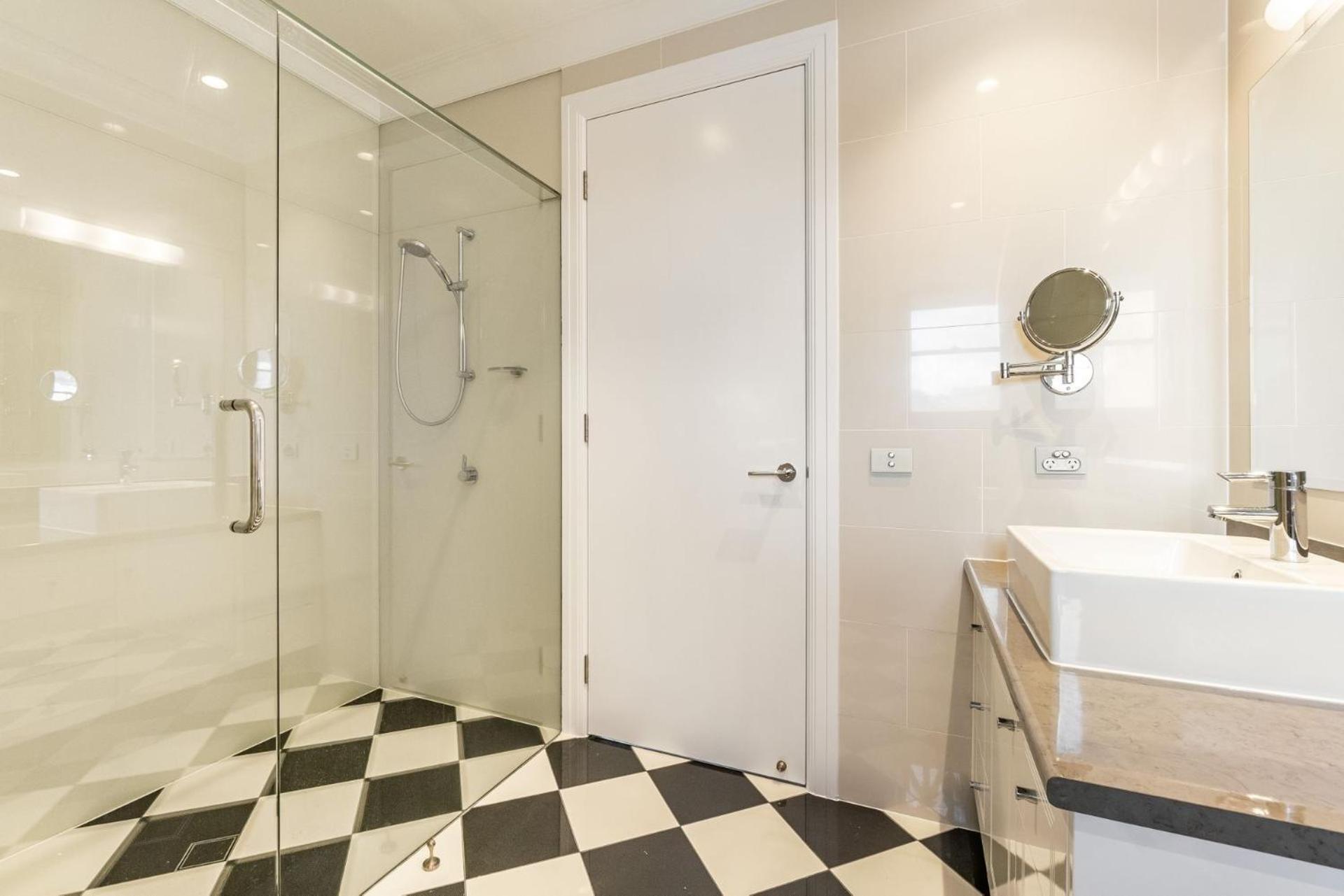 Jasmine Cove - Exclusive Waterfront Estate * Yamba