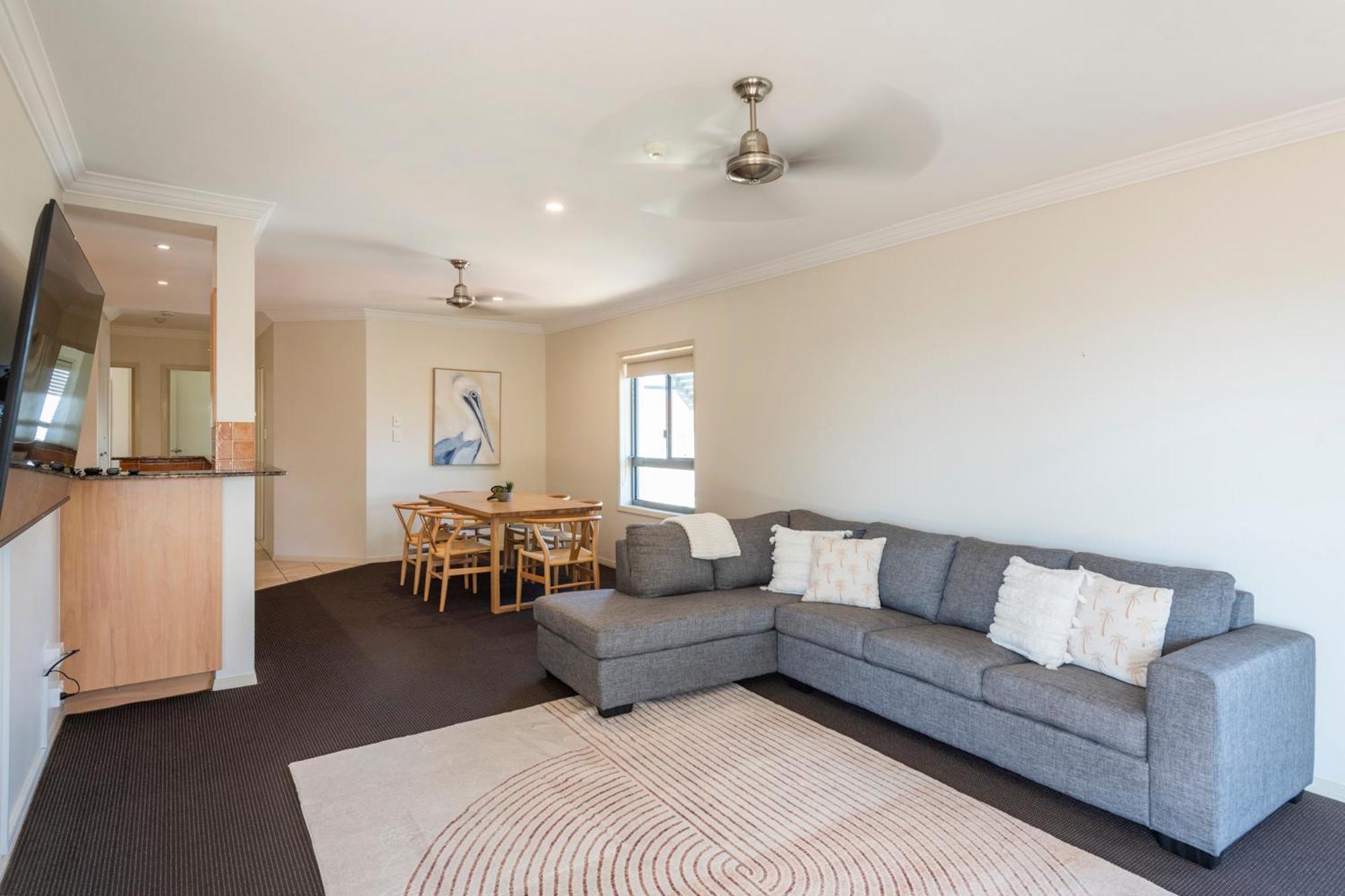 Breakers Unit 1 8 - Ljhooker * Yamba