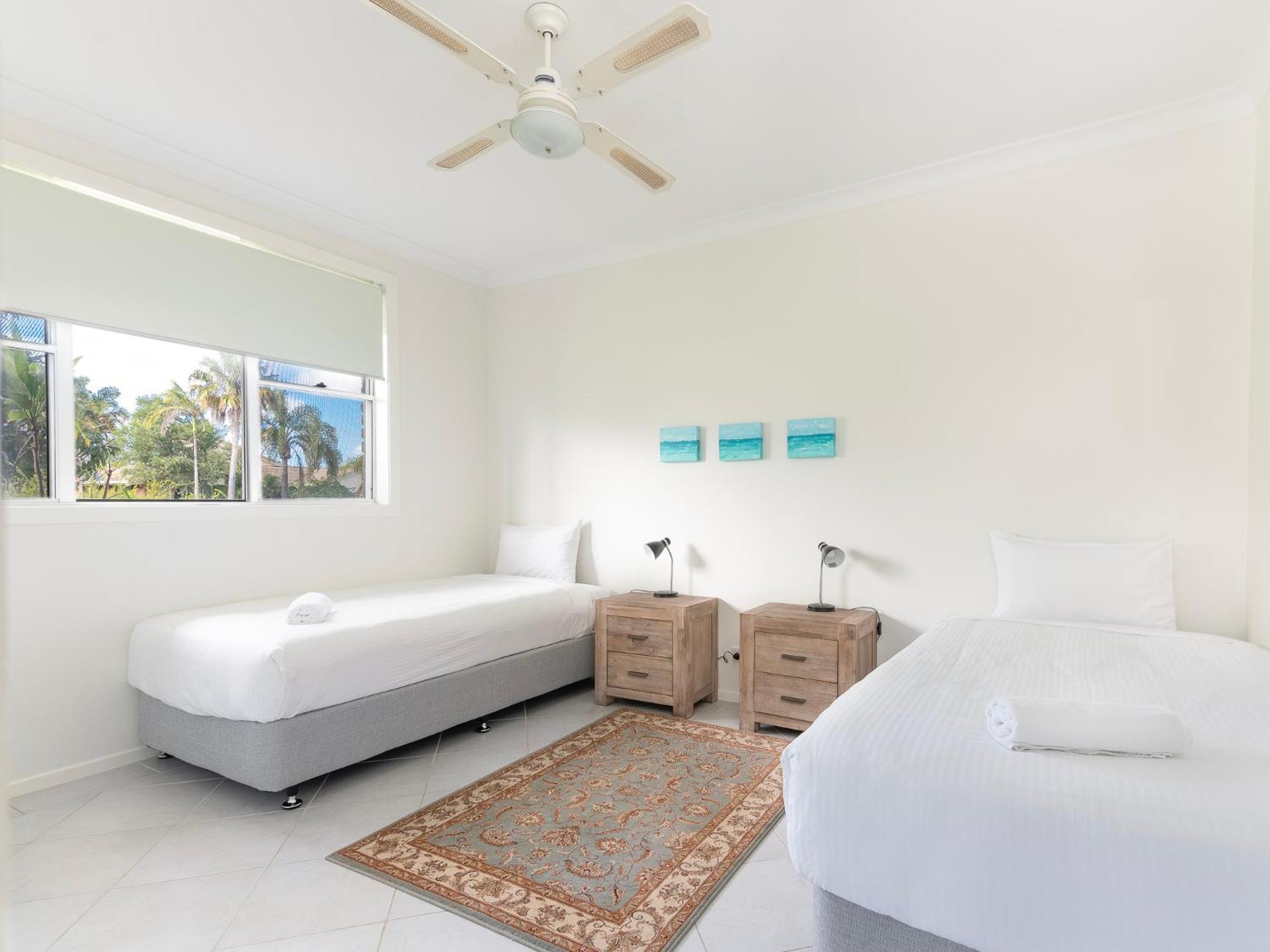 21 Melaleuca - Ljhooker Yamba
