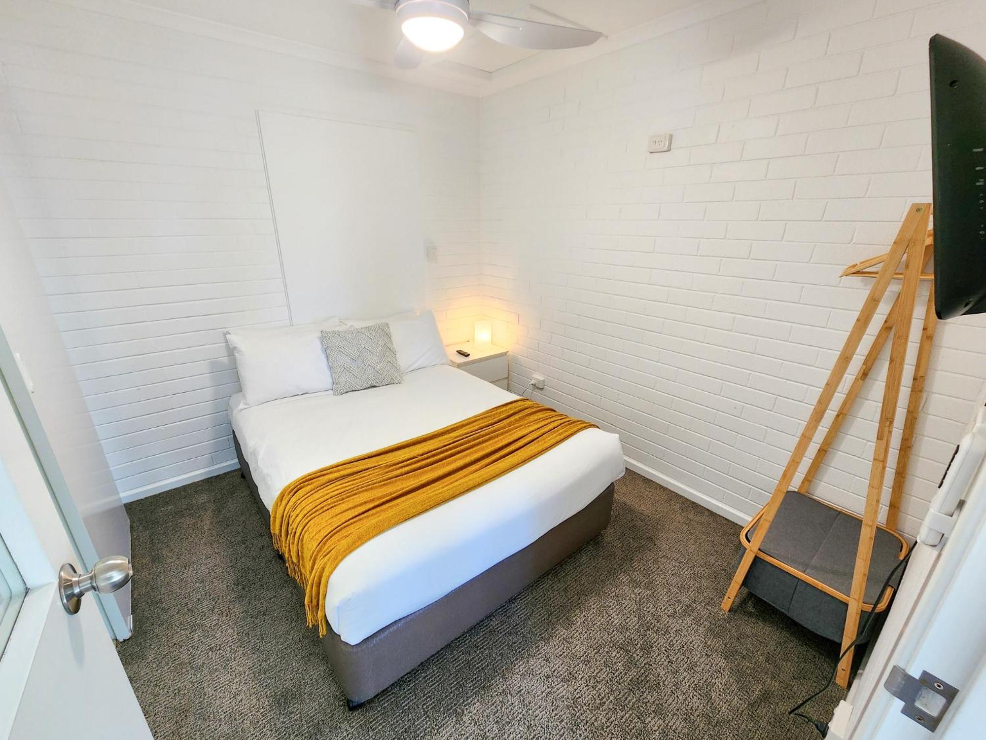 The Stella Motel 3*