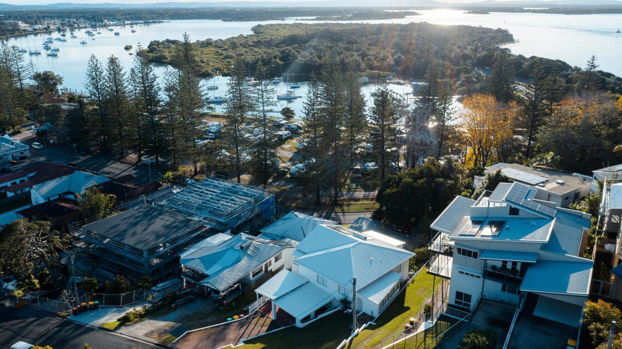 Holiday home Swell Yamba, Iconic 7 Bedroom House On The Hill With Amazing Bay Views Yamba